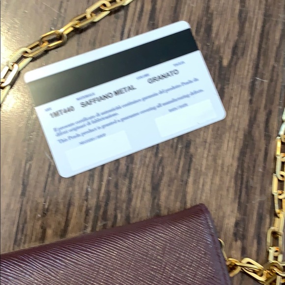 Prada Wallet on Chain - Picture 6 of 6